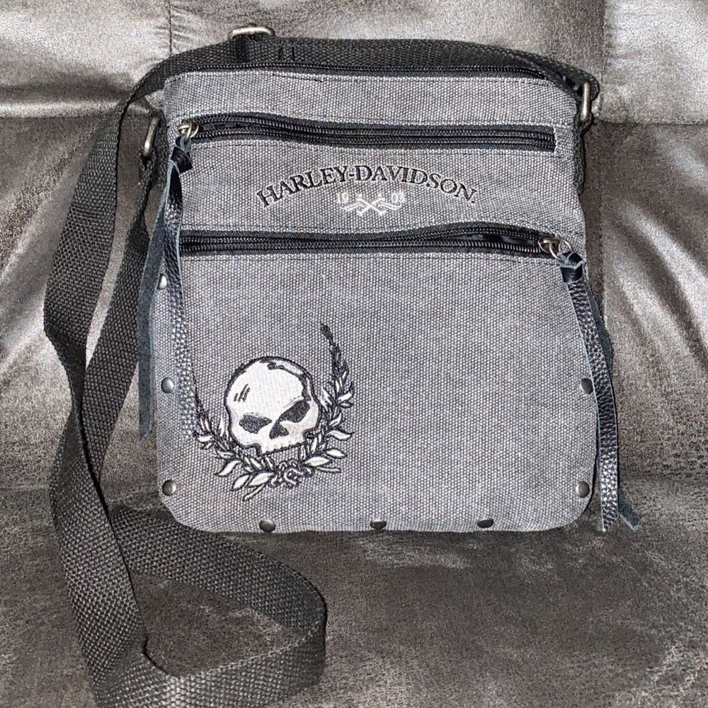 Harley Davidson cross body.